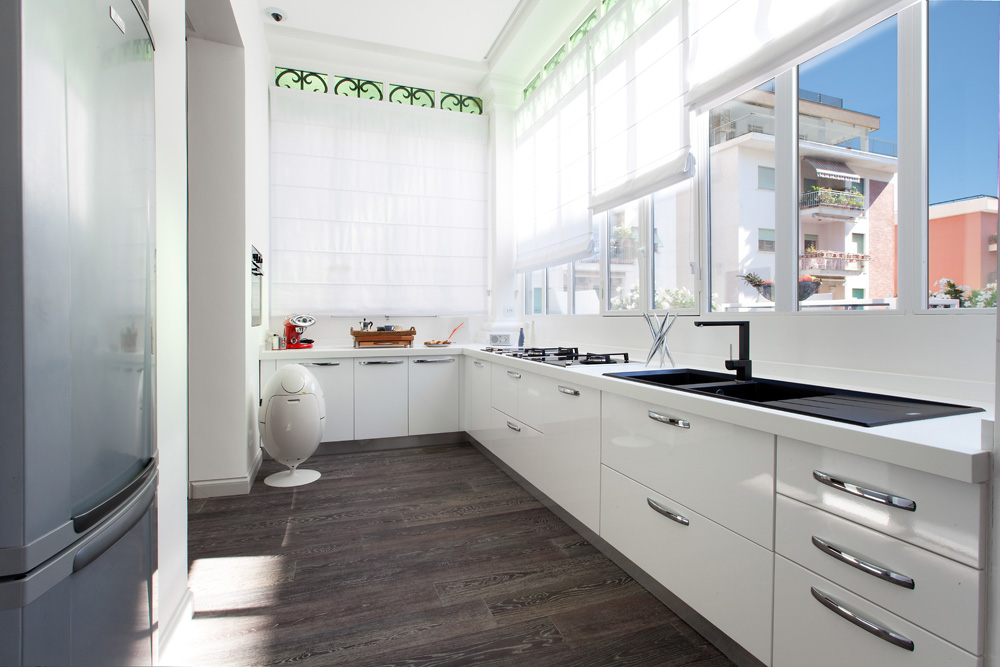 Sorrento Luxury Romantic Two Bedroom Contermporary